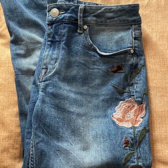 Bootlegger Jeans Skinny Mid-rise with flowers - Picture 2 of 5
